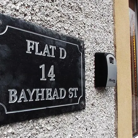 Flat 14D Bayhead Apartment Stornoway  Exterior photo